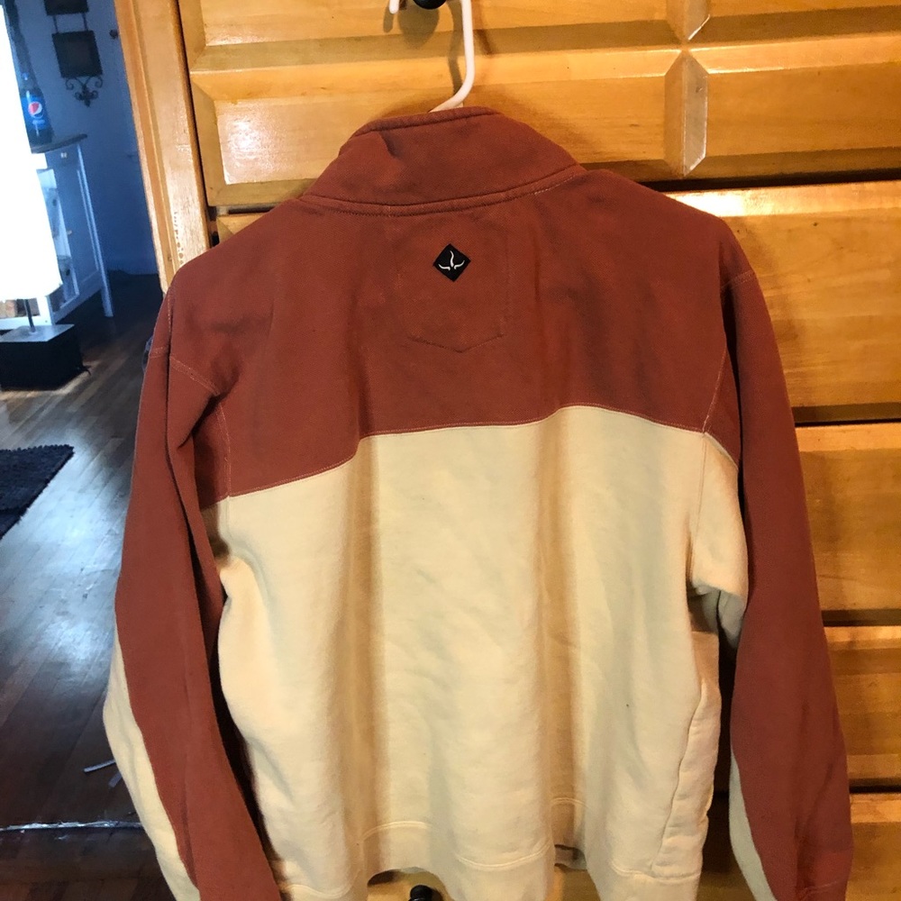 Men’s sweatshirt pullover or Zip up PRAMA In excellent condition sizelarge